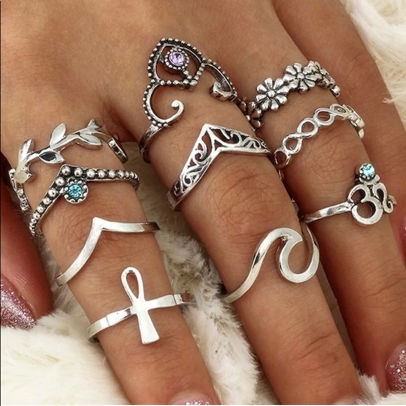 10 piece Ring Set - Picture 2 of 4